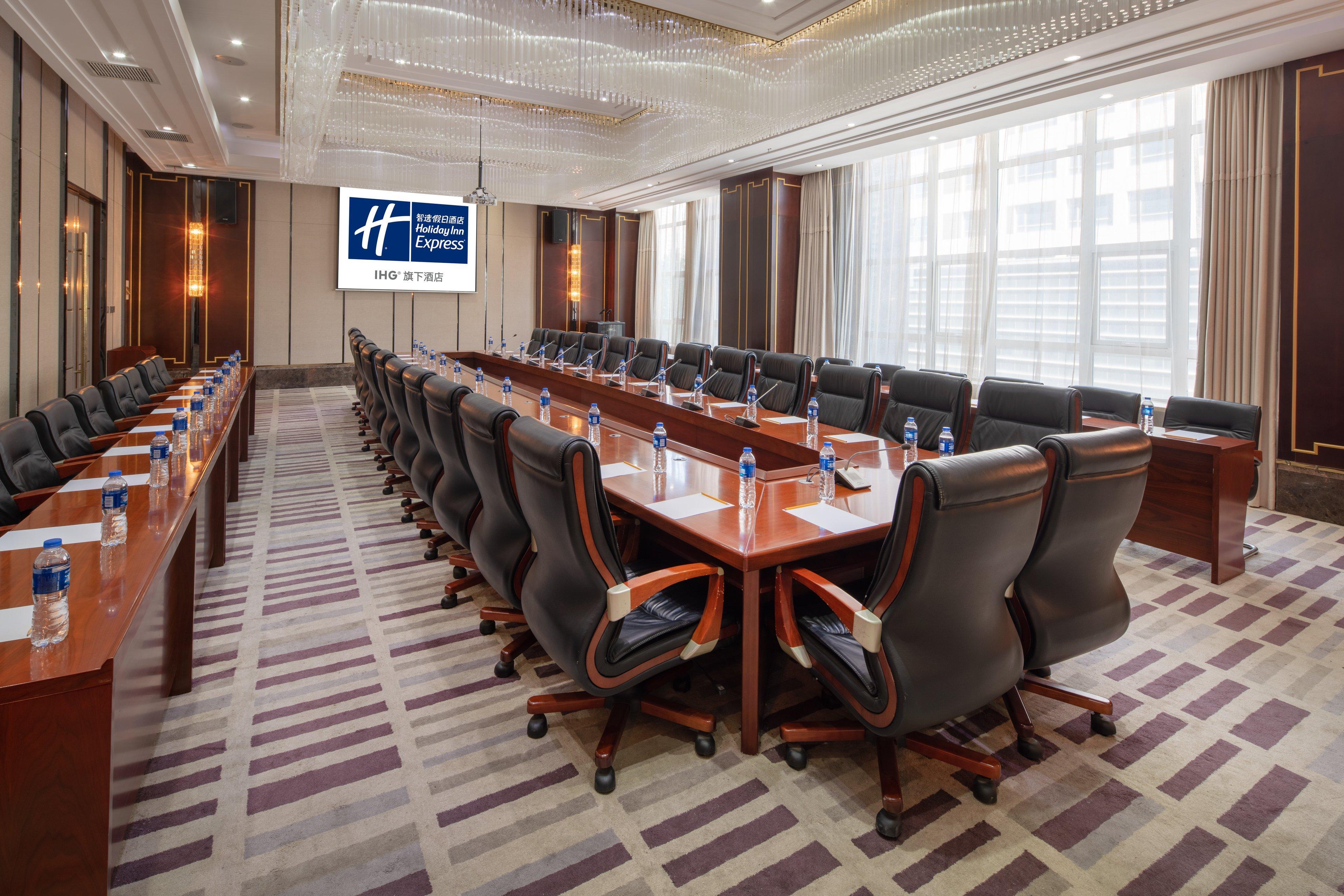 Holiday Inn Express Luoyang City Center By Ihg Exterior photo